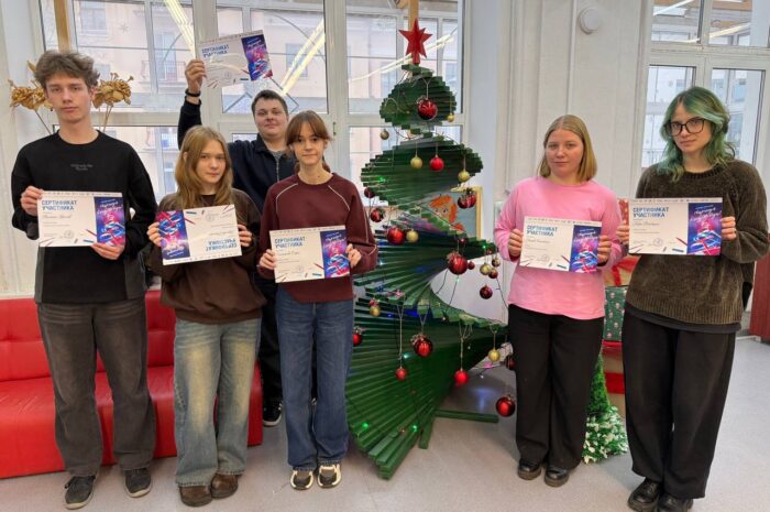 Участие в Международном конкурсе рисунков «Нарисуй «Ёлку Победы!»