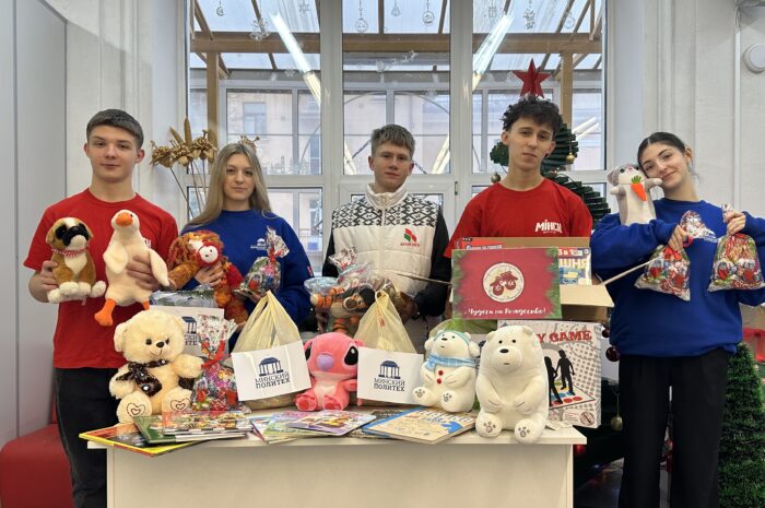 В Политехе стартовали Новогодние благотворительные акции