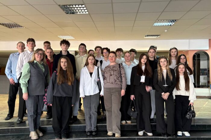 Обучающиеся колледжа посетили открытое судебное заседание по статье 328 УК Республики Беларусь