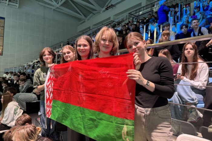 Яркие старты и громкая поддержка