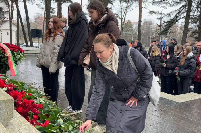 Учащиеся почтили память жертв фашизма в День освобождения узников концлагерей